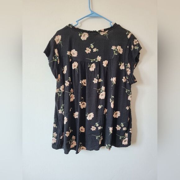 NEW Buffalo David Bitton Floral Jacquard Blouse Cottage Summer Black Pink XL - Picture 7 of 9